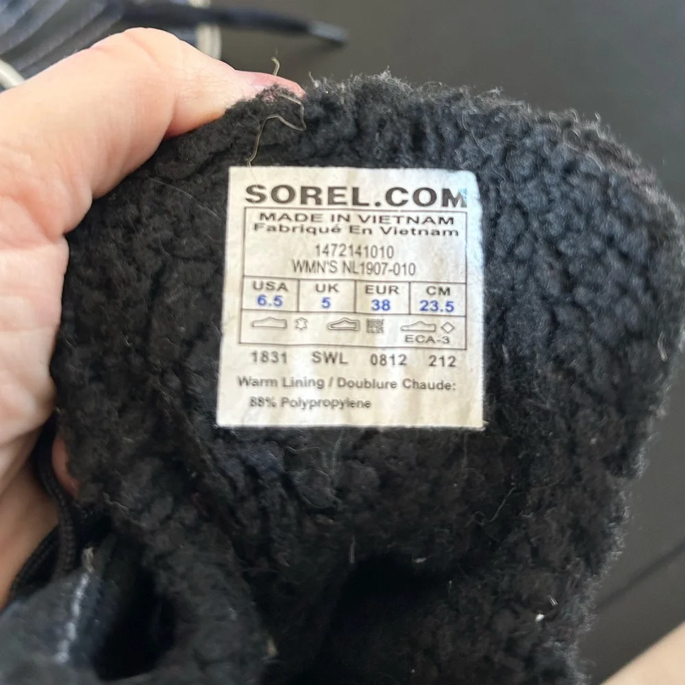 Sorel Waterproof Winter Snow Boot - Picture 2 of 5